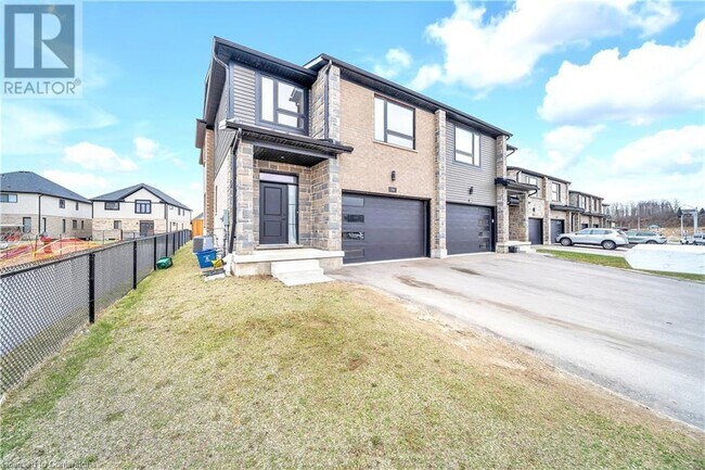 Photo du bâtiment - 154 Otterbein Rd