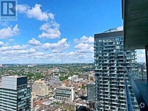 Building Photo - 125-4125 Blue Jays Way