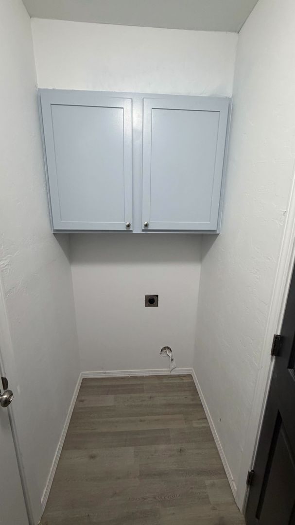 Foto del edificio - FOR SALE $230,000.00