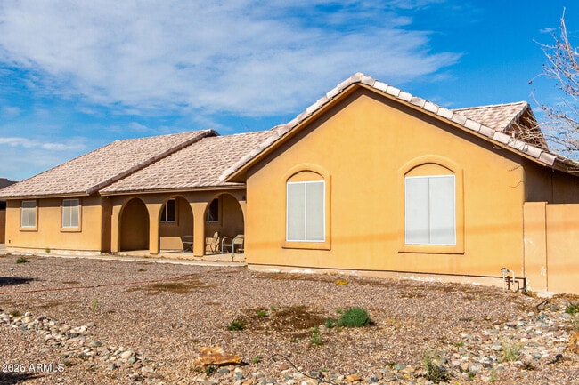 Building Photo - 8812 W Pinnacle Peak Rd