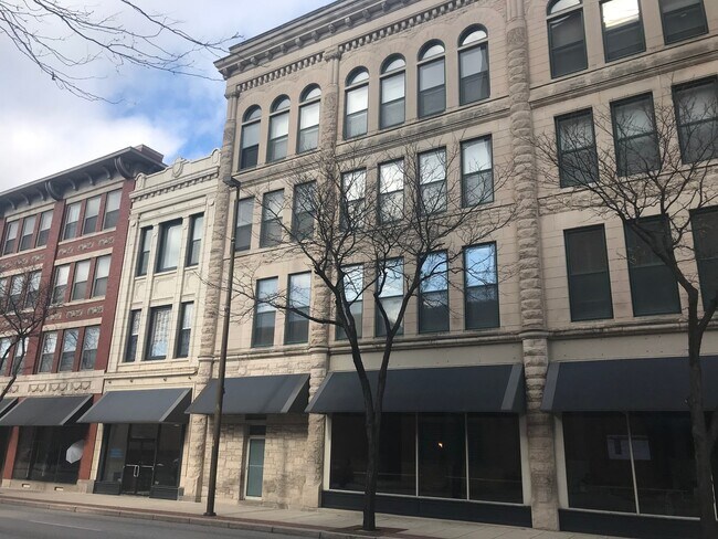 Building Photo - Condo For Rent by Capital Property Managem...