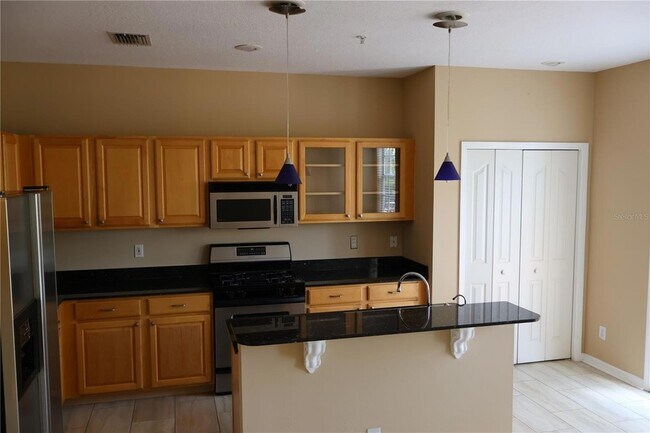 Building Photo - 2948 Bayshore Pointe Dr