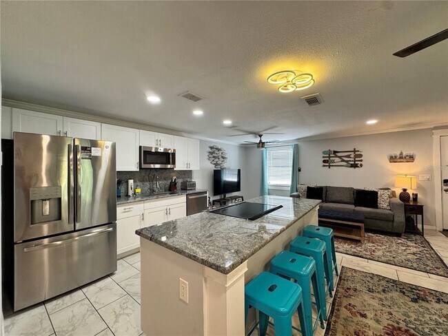 Foto del edificio - 2726 49th Ave W