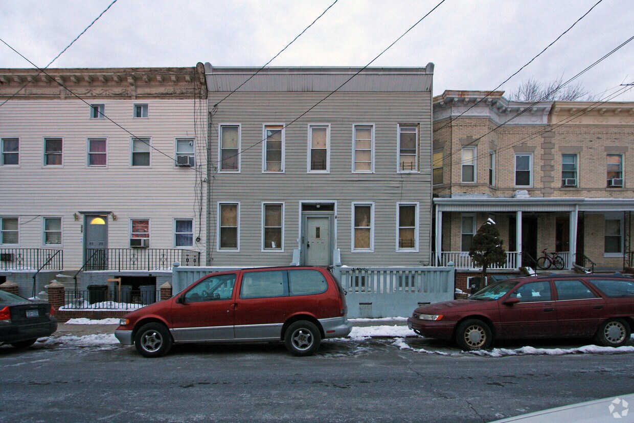 Building Photo - 8624 80th St