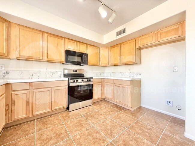 Foto del edificio - 1016 E Taylor Trail