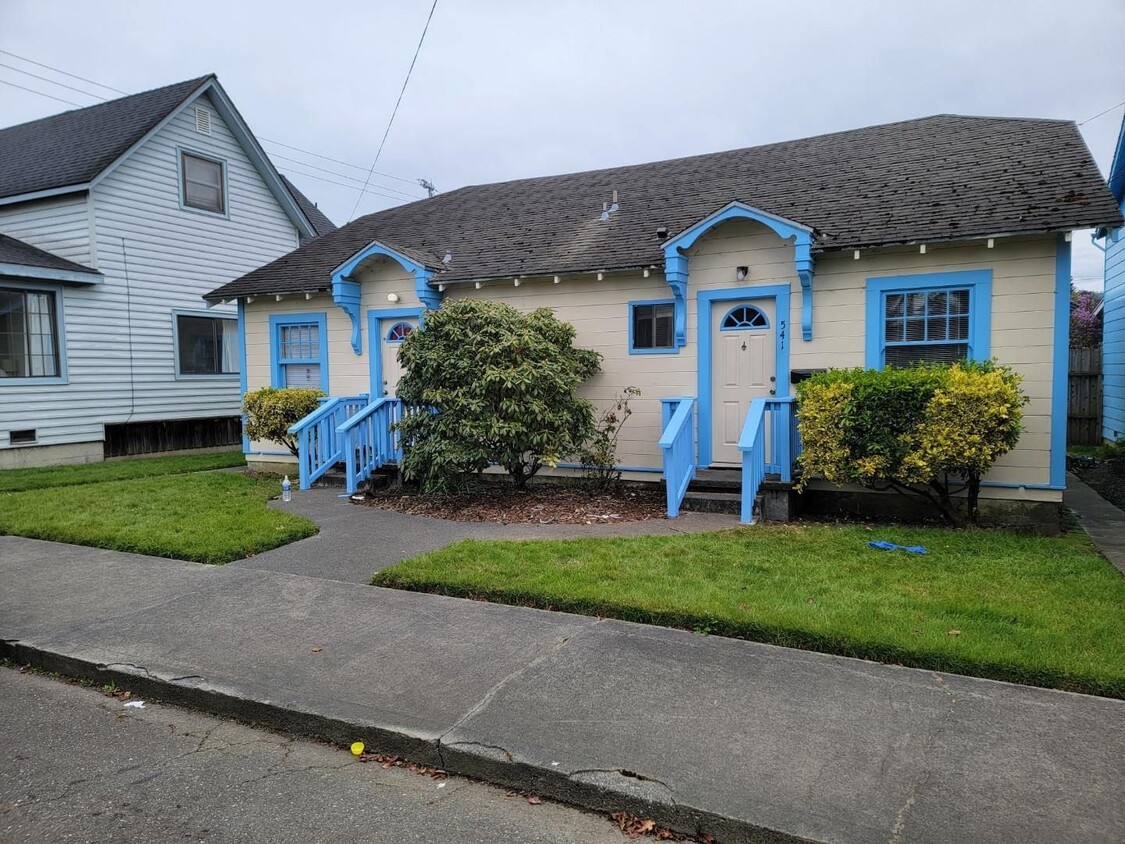 Primary Photo - 541 15th St