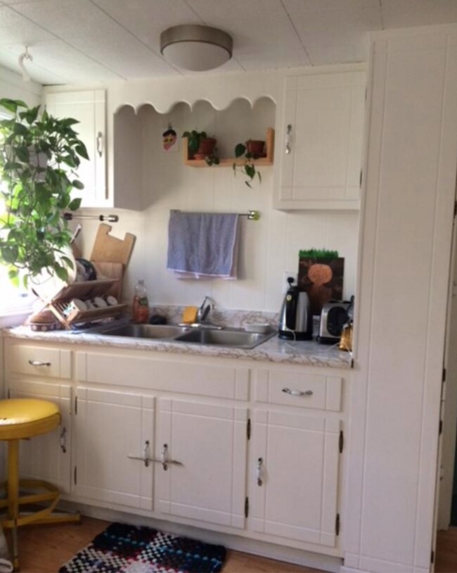 Foto del edificio - 347 1/2 S Davisson St