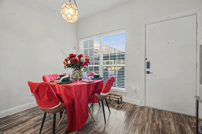 Foto del edificio - 8550 Fair Oaks Crossing