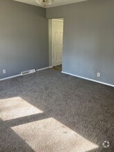 Building Photo - 226 Clara Ave