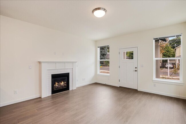 Foto del edificio - 2 Week Special! Newly Built Portland Home,...