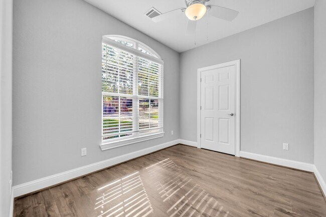 Foto del edificio - 1 Hanover Ln