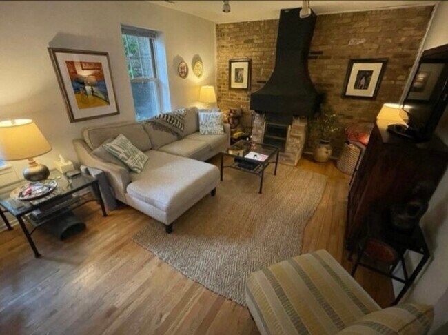Foto del edificio - 2217 N Cleveland Ave