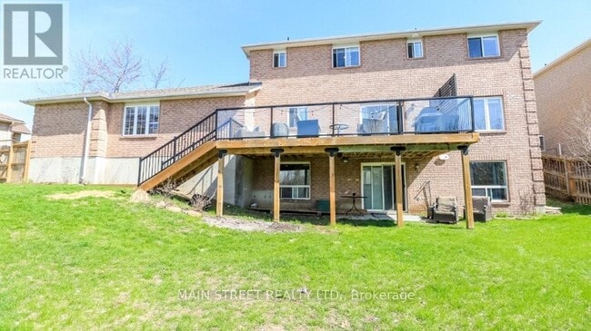 Building Photo - 89 Silver Maple Crescent