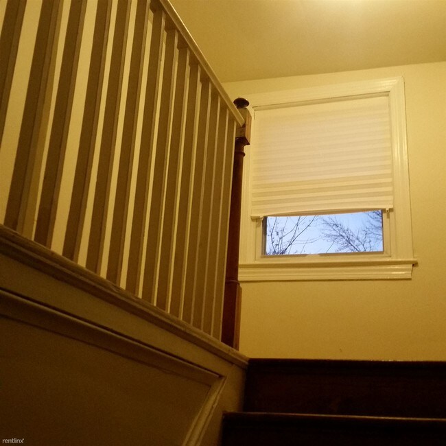 Foto del edificio - 1002 49th Pl NE