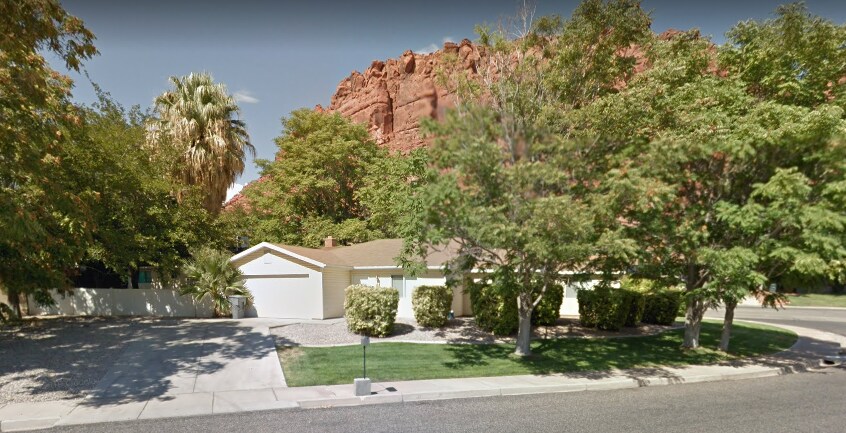Primary Photo - "Charming 2-Bedroom Townhouse with 2 Full ...