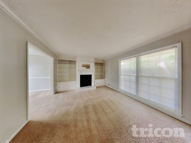 Building Photo - 5181 Vivid Dr SW