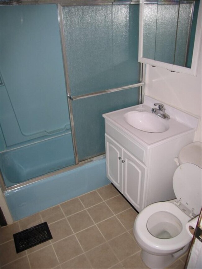 Foto del edificio - 37 Crocker St