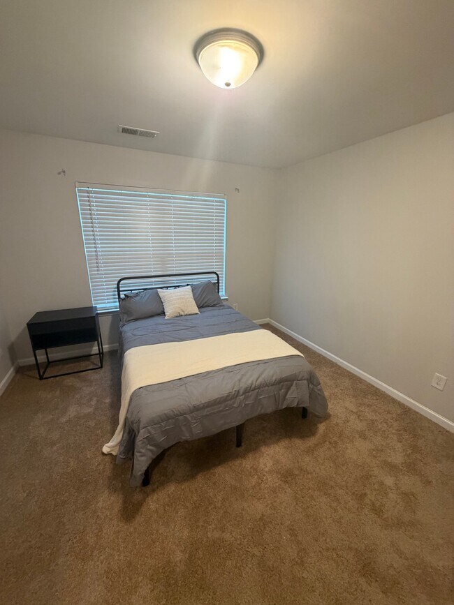 Foto del edificio - 15012 Savannah Hall Dr