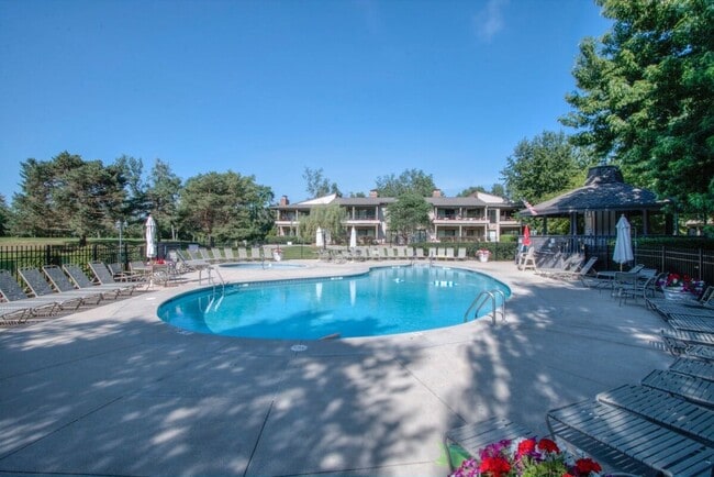 Building Photo - Lake Geneva Ground-Level Furnished Condo A...