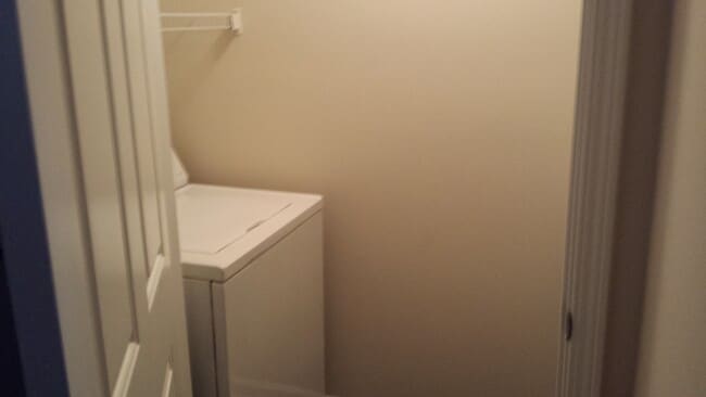 Foto del edificio - 100 Kensington Blvd