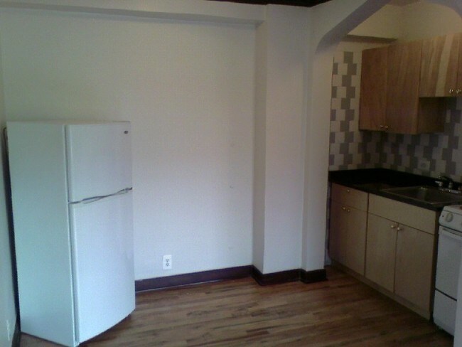 Foto del edificio - 844 W Montrose Ave