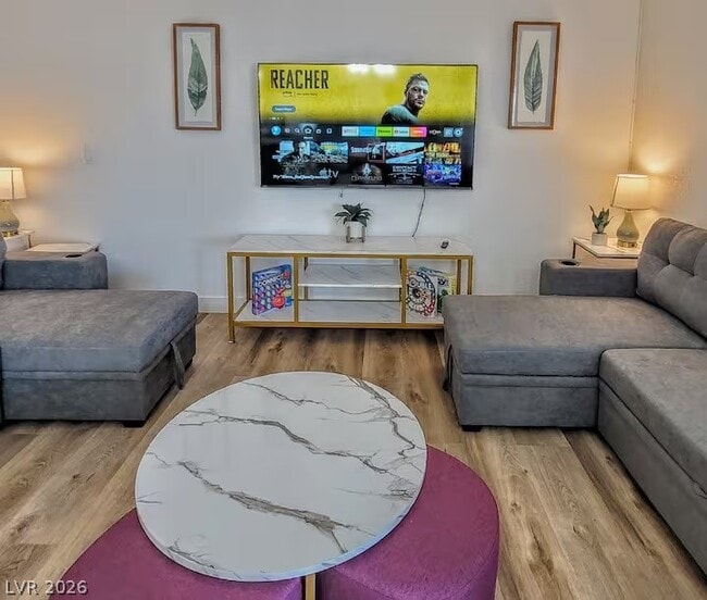 Foto del edificio - 3113 Black Forest Dr