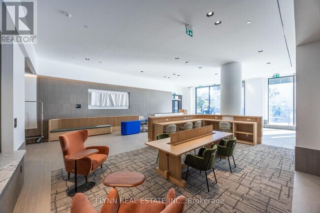 Photo du bâtiment - 395 Square One Dr