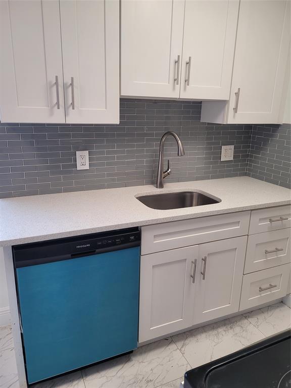 Foto del edificio - 770 NE 38th St