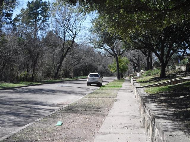 Foto del edificio - 10921 Sinclair Ave