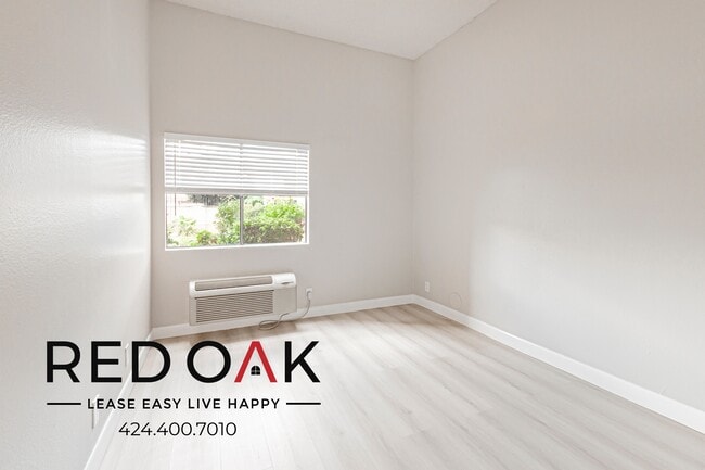 Foto del edificio - 3711 Cogswell Rd
