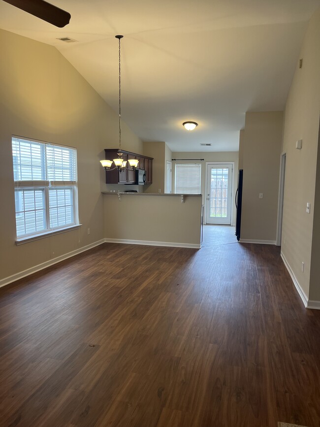 OPEN FLOOR PLAN - 516 Dawsons Park Way