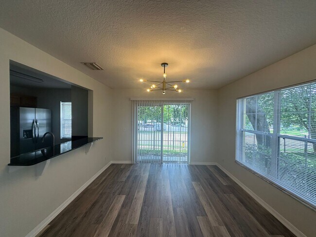 Foto del edificio - 214 Drawbridge Ln