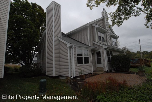 Building Photo - 2 br, 4 bath House - 2009 King Arthur Ct.