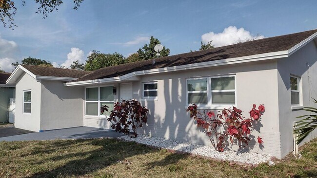 Foto del edificio - 22682 SW 65th Terrace
