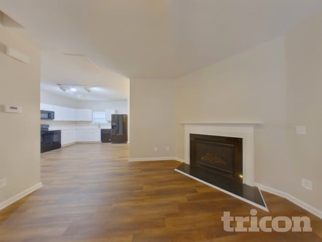 Foto del edificio - 1021 Skillbeck Rd