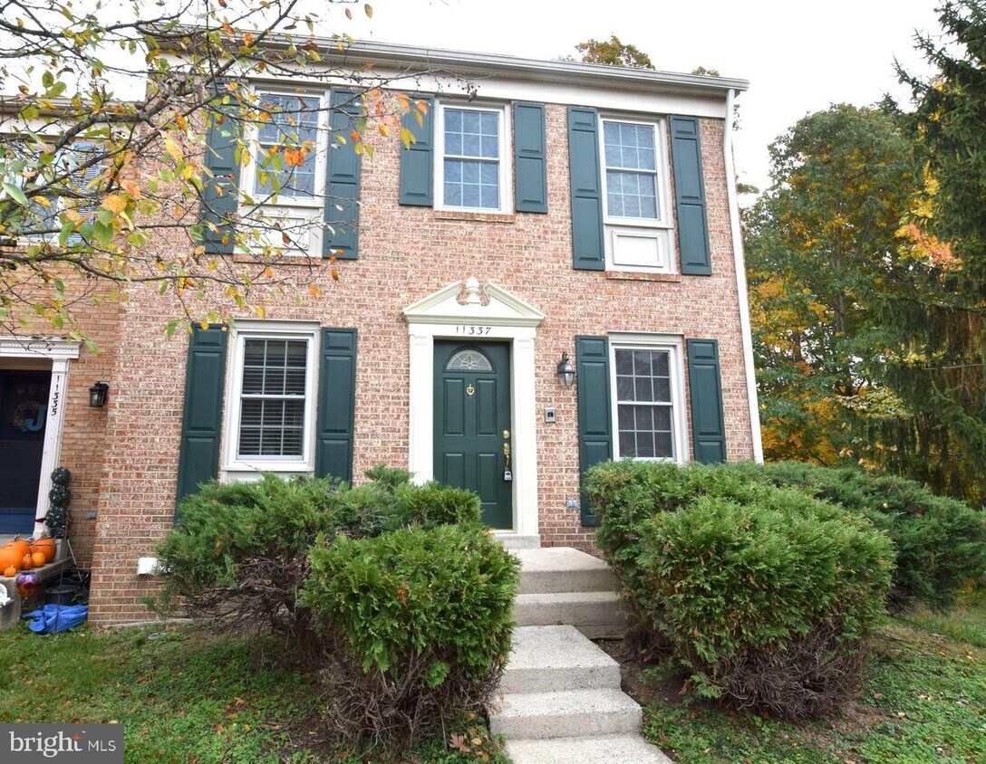 11337 Cromwell Ct, Woodbridge, VA 22192 Townhome Rentals in