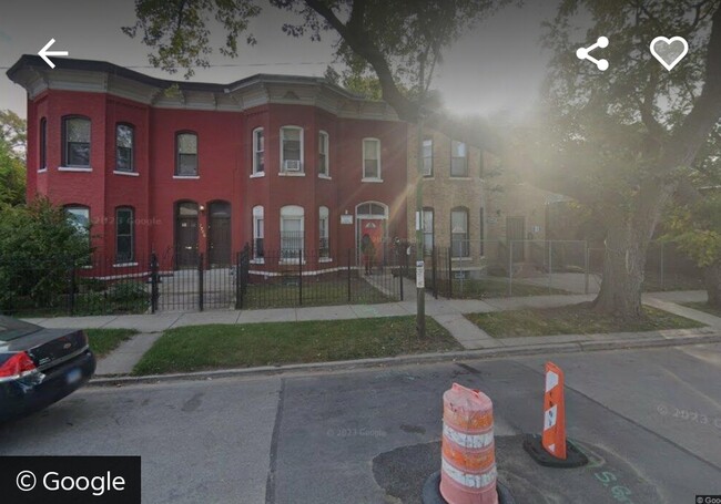 Foto del edificio - 7747 S Greenwood Ave