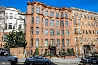 Building Photo - 1417 Chapin St NW