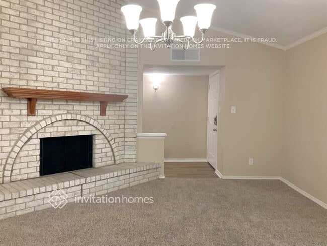 Building Photo - 8102 Kensington Dr