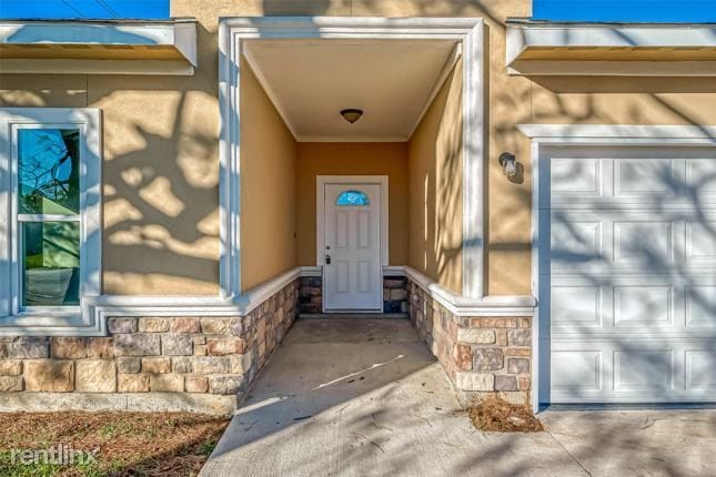 Building Photo - 3 br, 2 bath House - 201 N 7Th Street