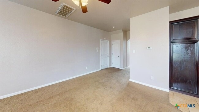 Building Photo - 500 W Libra Dr