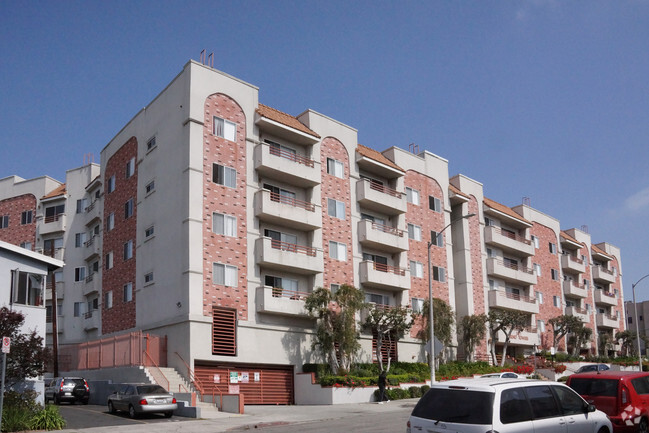 Building Photo - Reno Towers Apartments