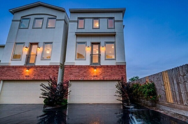 Foto del edificio - 1202 Cedarpost Tree Springs Pl