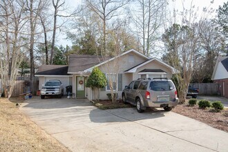 Building Photo - Kellie Lane - Excellent location