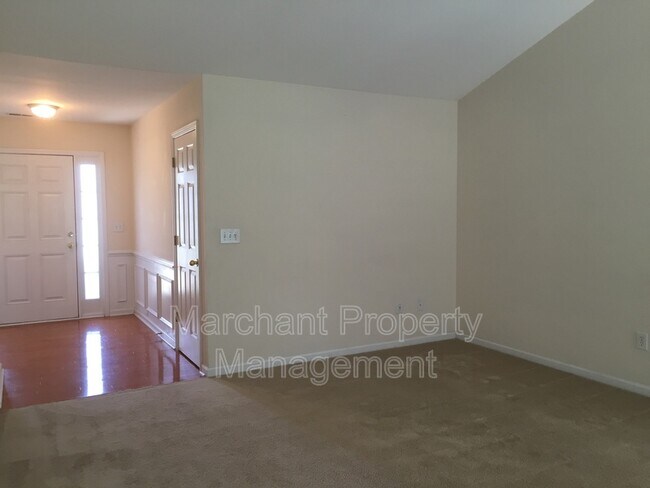 Foto del edificio - 104 Pendock Ln