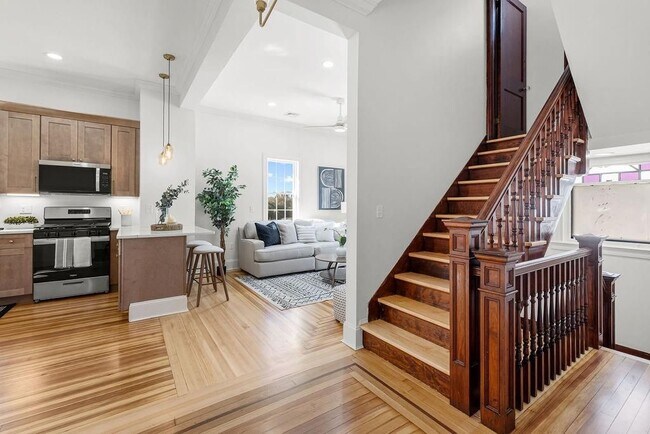 Foto del edificio - 508 Charles St