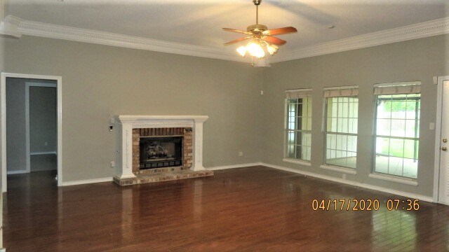 Building Photo - 5604 Stoneridge Dr