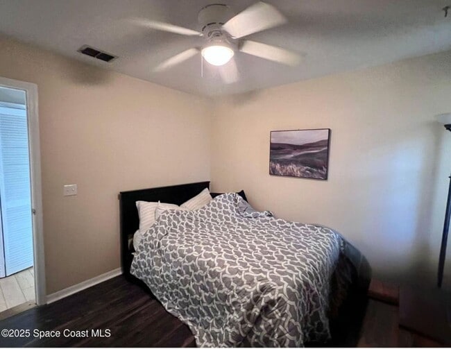 Building Photo - 2326 Talmadge Dr