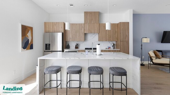 Building Photo - 2206 Arroyo Ave