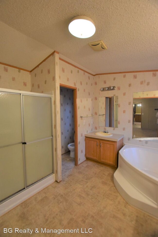 Building Photo - 3 br, 2 bath House - 3021 Hardee Rd